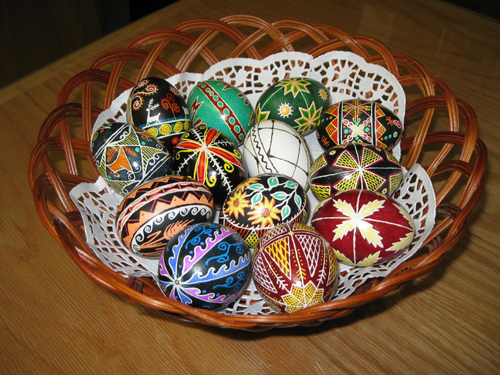 4-1_IMAGES_pysanky