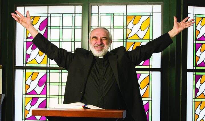 Hundreds mourn Father Bucki, who loved the world