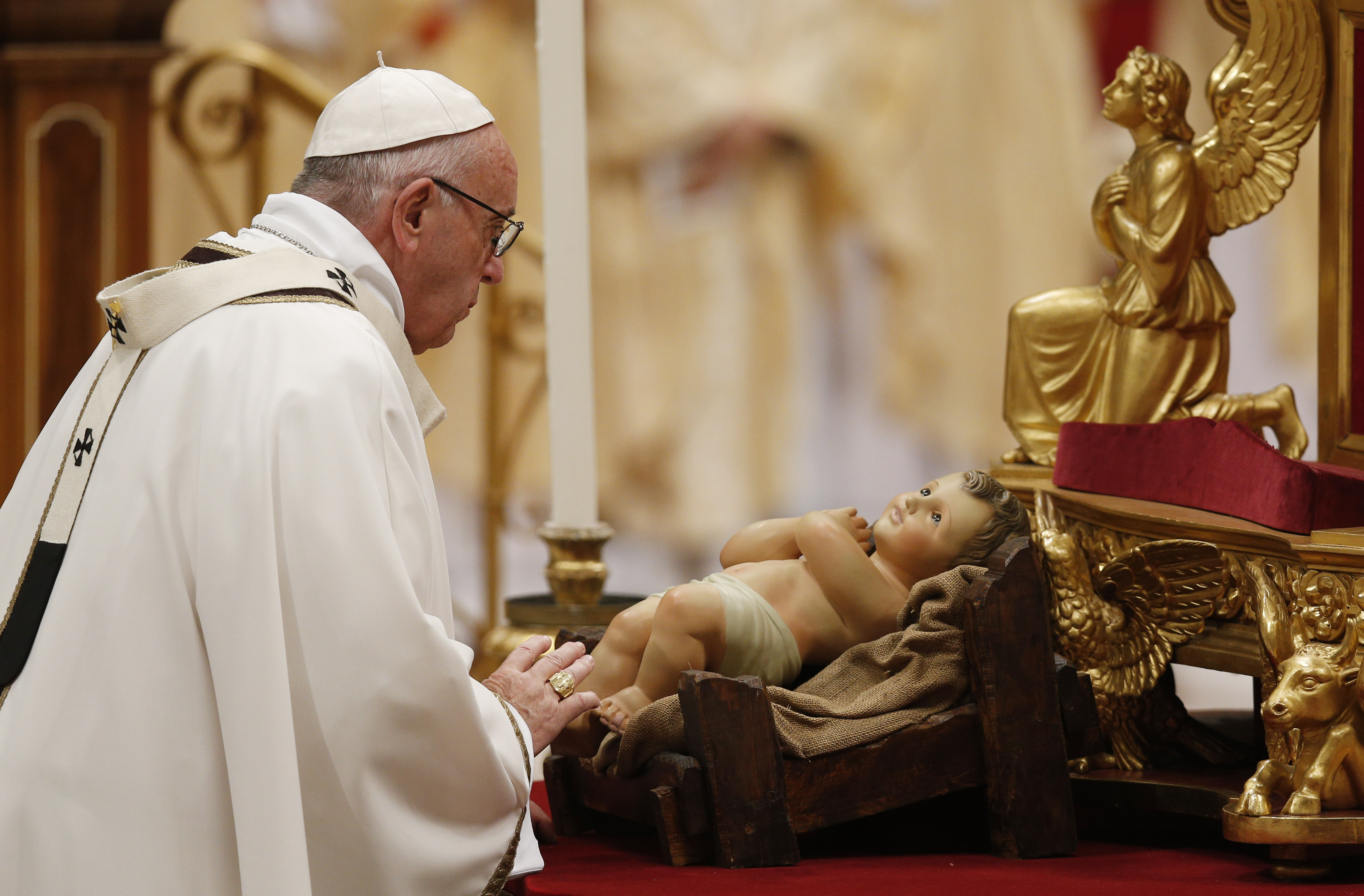 POPE CHRISTMAS EVE MASS