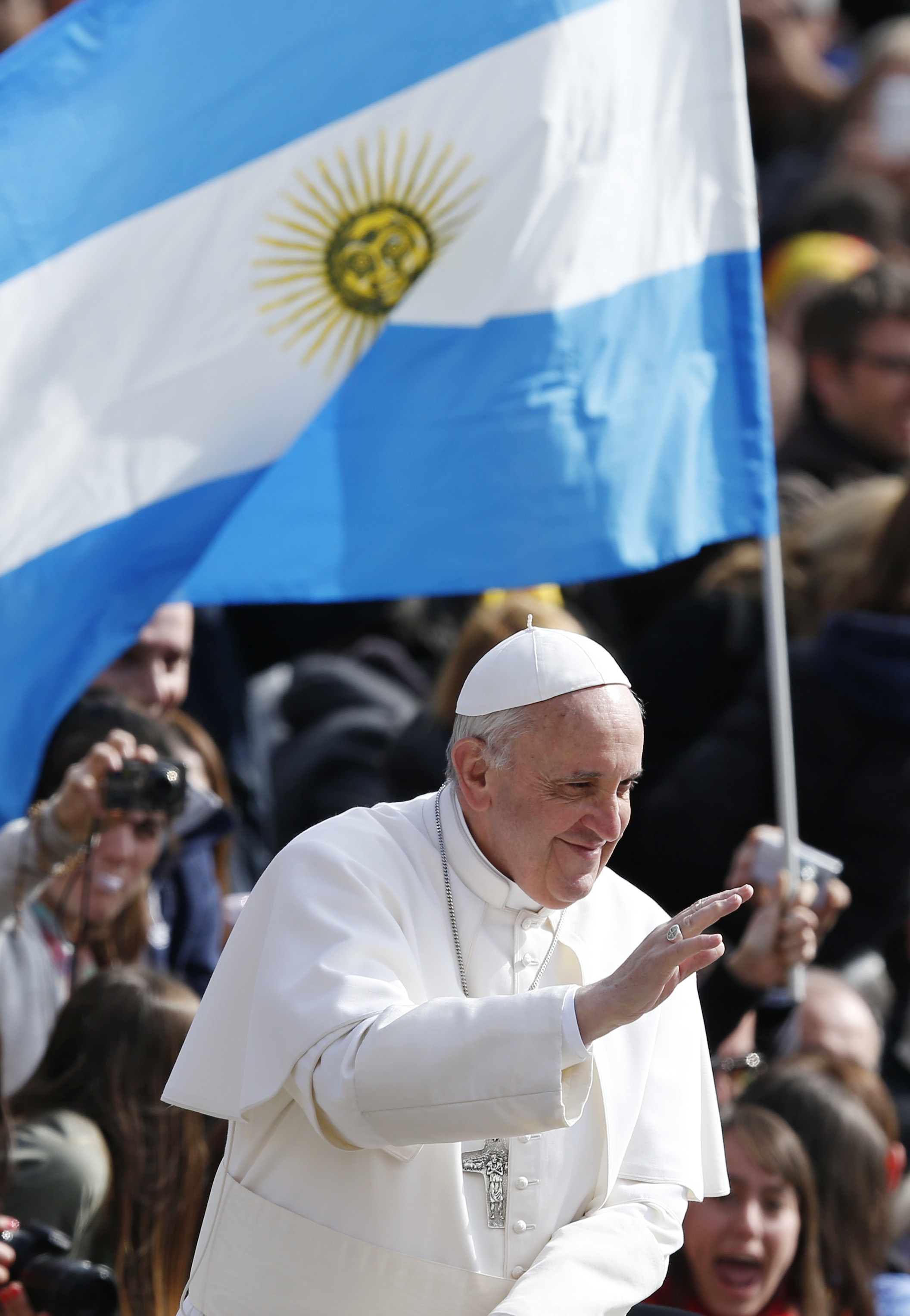 FILE POPE FIFTH ANNIVERSARY