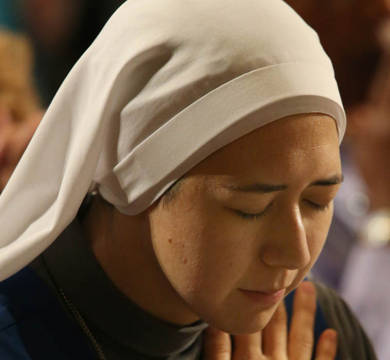 LIFE VIGIL WASHINGTON SHRINE