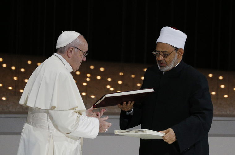 True belief leads to respect, peace, pope says at interreligious meeting