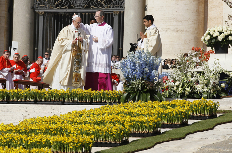 Faith and flowers: Special rules keep God’s house simply beautiful