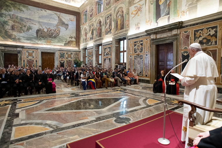 Pope announces themes for upcoming WYD celebrations