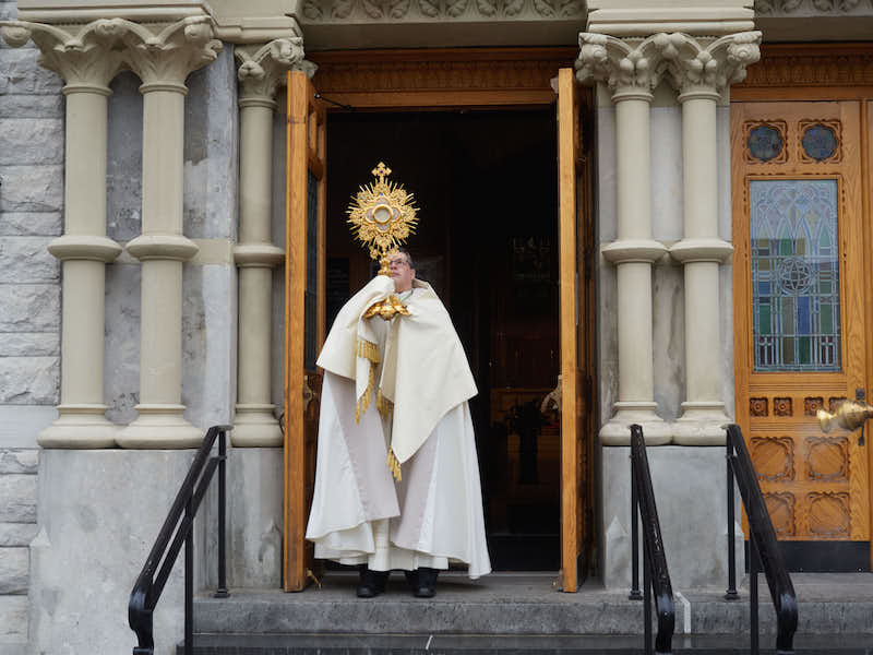 Bishop Lucia: Allow ‘the limitless ocean of God’s mercy’ to overwhelm your misery