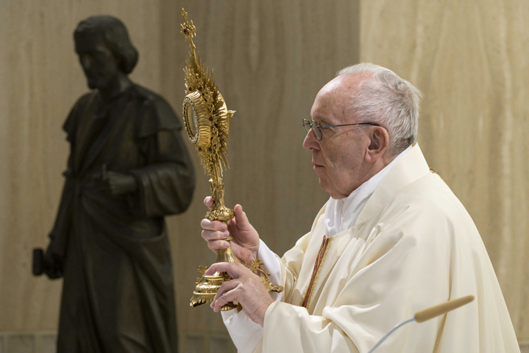 On St. Joseph feast day, pope prays for workers, employers