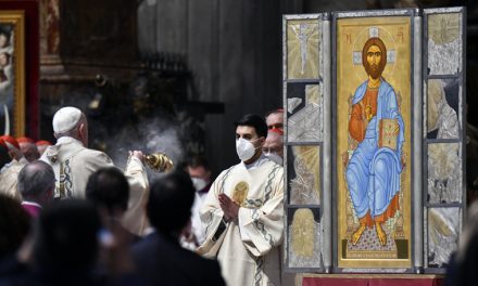 Easter season is time to seek the risen Lord, experience joy, pope says