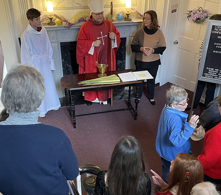 CTKRH hosts Palm Sunday Mass and dinner for the deaf