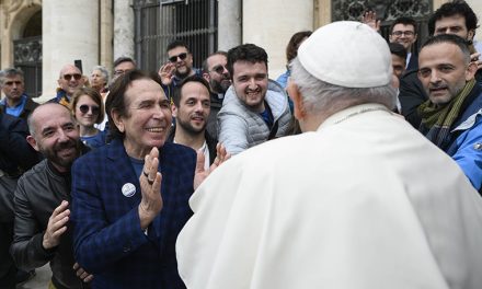 Prayer, love of Christ are source of strength to share Gospel, pope says