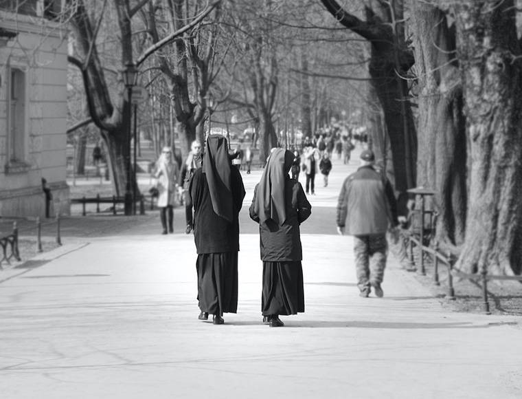 Religious Jubilarians honored for waking up the world