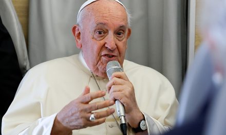 Pope: Giving marginalized people hope is key to peace