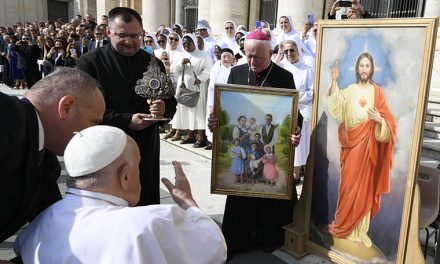 Pope praises Venezuelan ‘doctor of the poor’ for putting faith into action