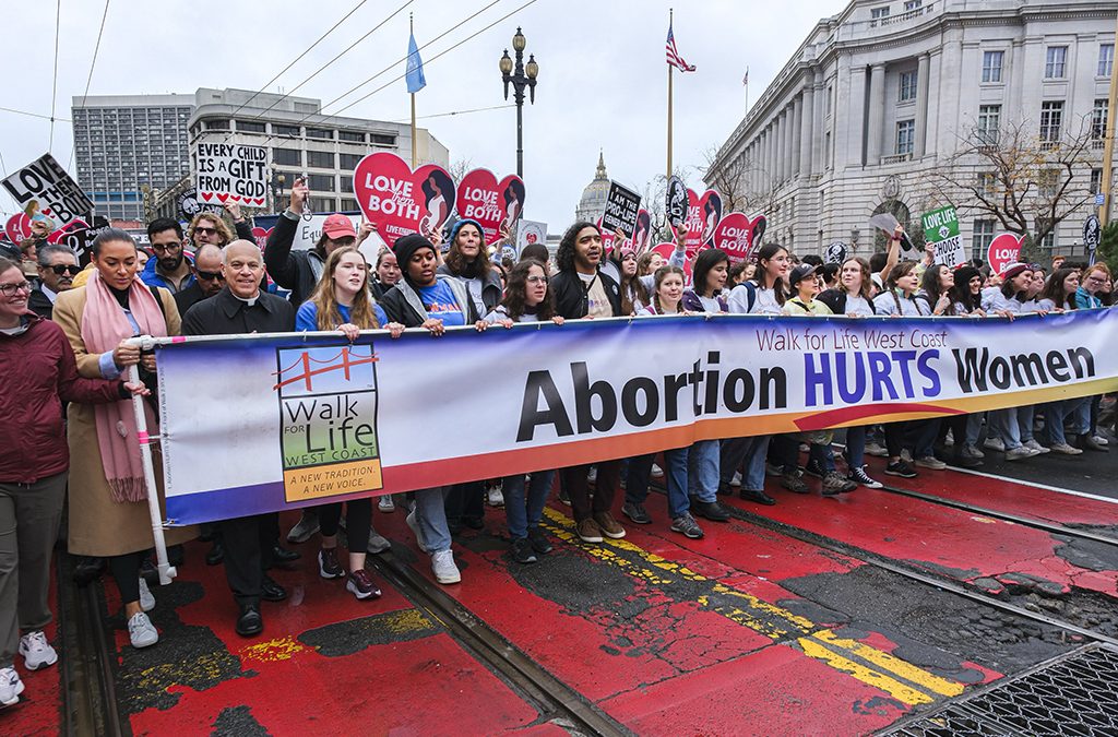Rain, politics don’t deter tens of thousands at 20th annual Walk for Life West Coast