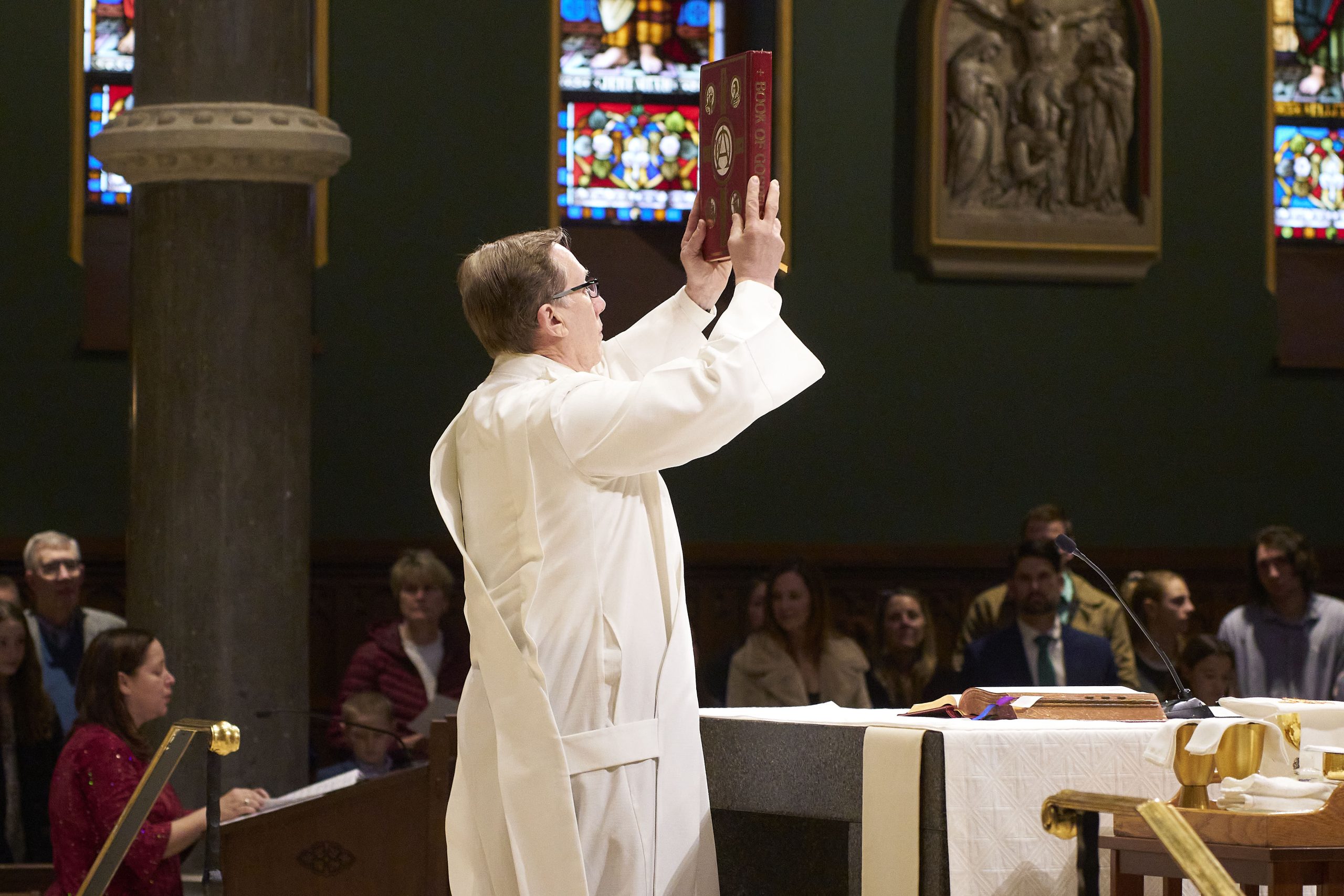 CFW06148 | The Catholic Sun