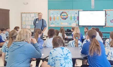 IC students enjoy the weather (man)