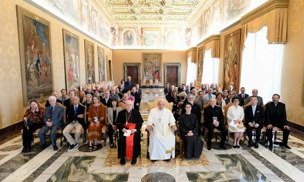 Science that serves humanity is in harmony with faith, pope says
