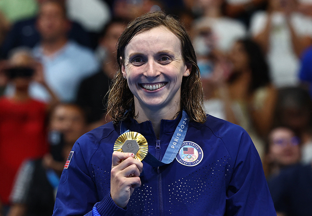 Swimming – Women’s 800m Freestyle Victory Ceremony