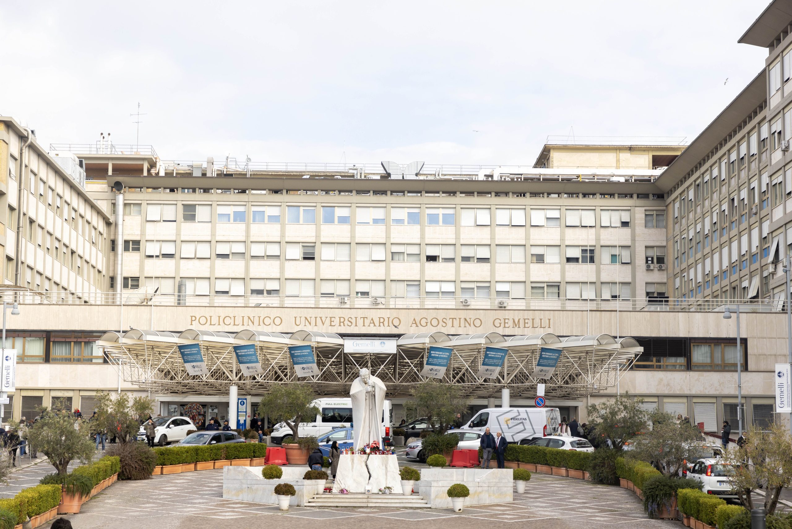 ROME’S GEMELLI HOSPITAL FEB. 18, 2025