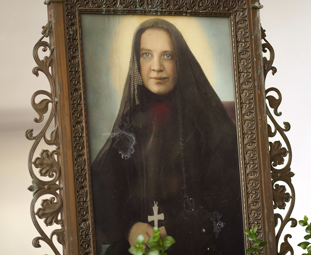 ST. FRANCES CABRINI NEW YORK SHRINE